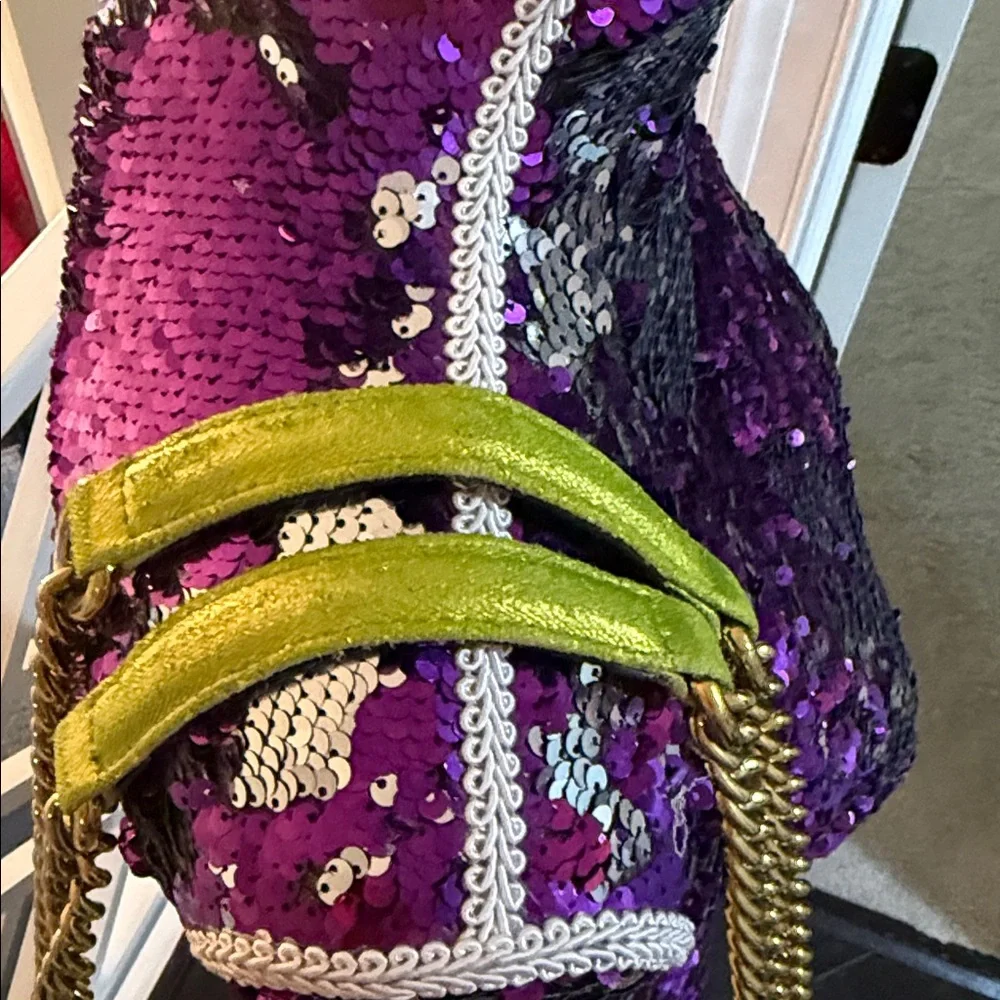 Kurt Geiger xl purse used last summer repainted some spots that were worn. - Picture 6 of 9